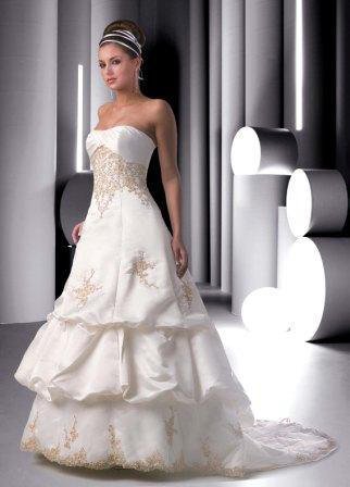 Pickup Wedding dresses under 300 dollars